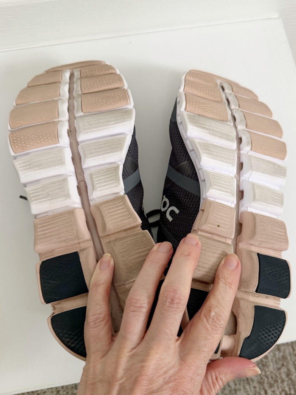 On Running Cloudflow Running Shoes - Rock/Rose - Picture 6 of 8